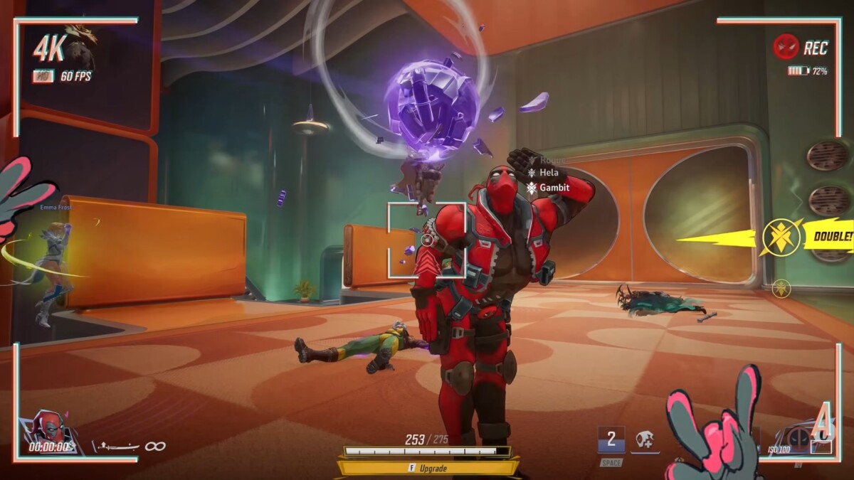 Дэдпул делает селфи, пока в него ультует Магнето