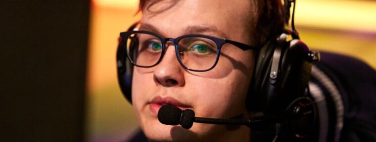 Fn о 4IVAN: «Ему руки переломали, ничего такого, это он еще легко отделался»