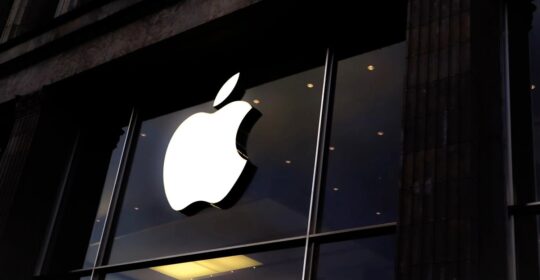 Суд в Москве оштрафовал Apple на 500 тысяч рублей
