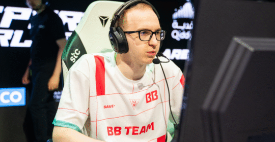 Save- стал первым саппортом с 17 000 MMR