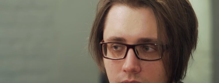 ArsZeeqq o lorenof: «Дайте ему уже денег, он же вообще батя, не?»