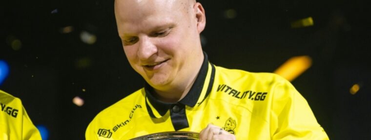 ⁠XTQZZZ: «Я горжусь flameZ. Он сделал большой шаг вперед»