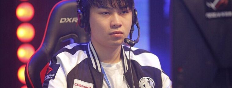 BoBoKa установил антирекорд, проиграв 15 карт подряд на Windranger