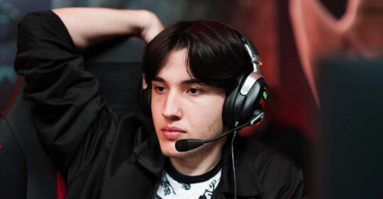 Collapse: "Не понимаю логику выпускать патч во время турнира"