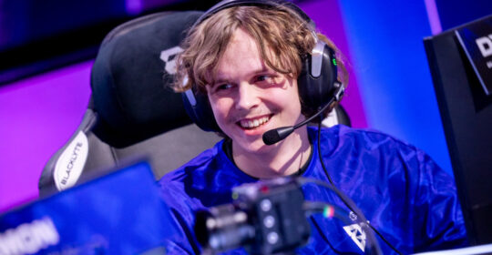 Dyrachyo сравнил Dota 2 с League of Legends