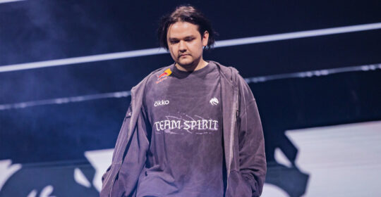 Yatoro объяснил, почему перестал заниматься драфтами Team Spirit