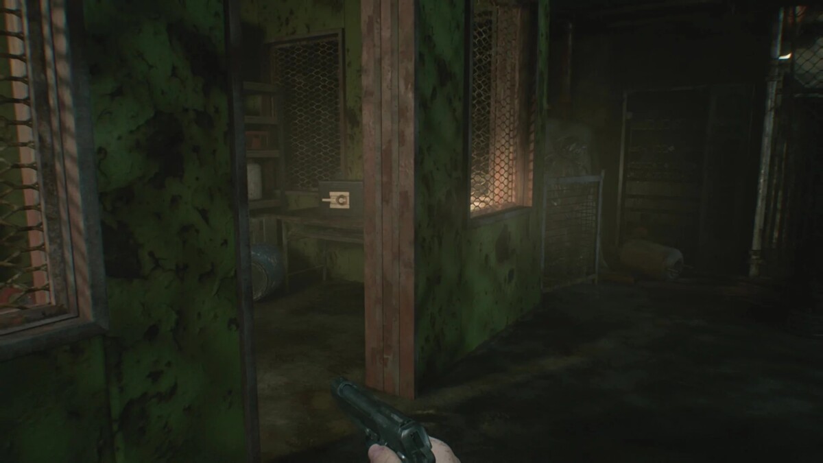 Сейф в подвале центра интенсивной терапии