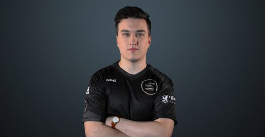 Tr3vl прокомментировал кражу денег у zweih