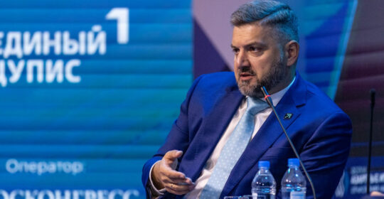 Экс-глава PARI раскритиковал Valve за подход к переименованию команд на The International 2026