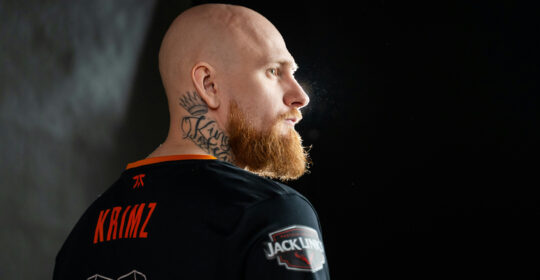 "12 лет вы были всей моей жизнью". KRIMZ попрощался с fnatic