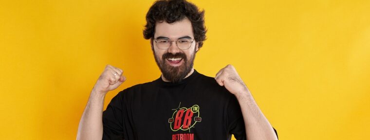 TpaBoMaH высмеял Morf за жалобы на страйки: «Сам паразитирует на других и теперь расплакался»