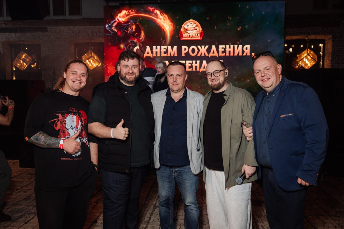 Фото с празднования 20-летия MMORPG 